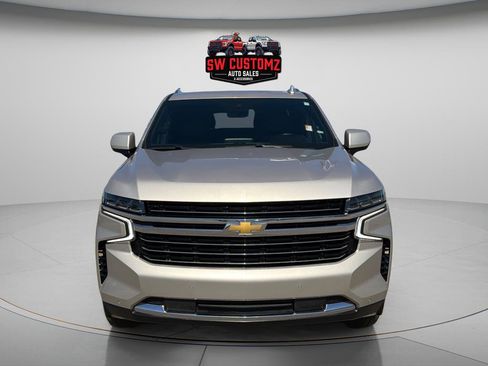 Used 2024 Chevrolet Tahoe LT RWD image 2