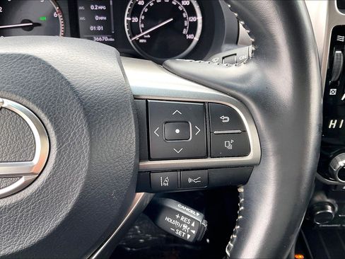 Used 2022 Lexus GX 460 Premium image 11