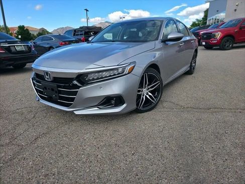 Used 2021 Honda Accord Touring image 11
