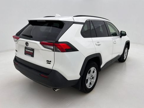 Used 2020 Toyota RAV4 XLE w/ XLE Grade Weather Package AWD/4WD image 7