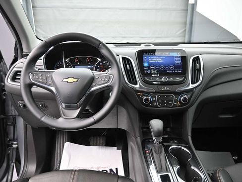 Used 2024 Chevrolet Equinox Premier AWD/4WD image 14