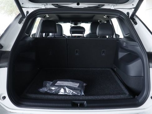 New 2026 Volkswagen Tiguan SE R-Line FWD image 20
