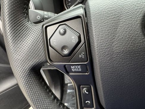 Used 2023 Toyota Tacoma SR5 w/ Technology Package AWD/4WD image 15