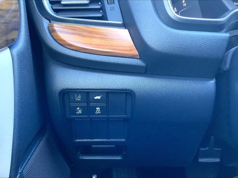 Used 2018 Honda CR-V Touring image 34