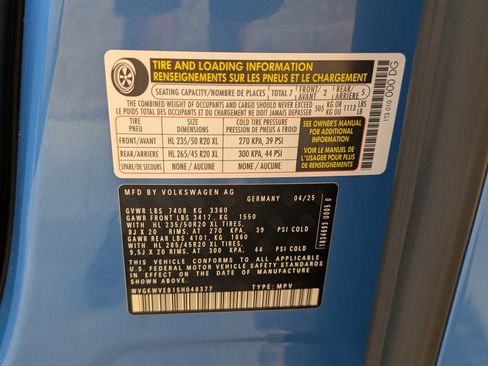 Used 2025 Volkswagen ID. Buzz Pro S Plus RWD image 39