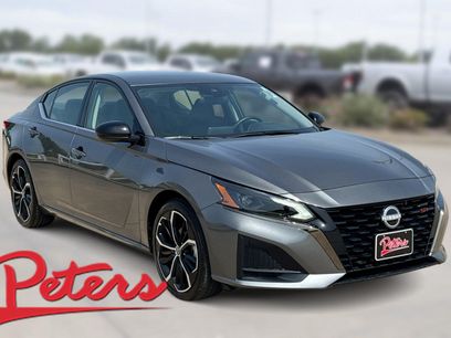 Used 2025 Nissan Altima 2.5 SR
