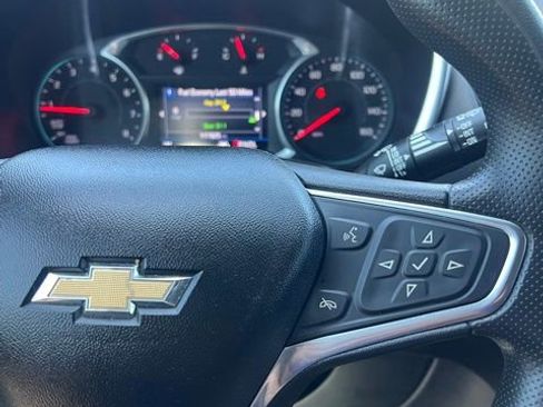 Used 2020 Chevrolet Equinox LT FWD image 24