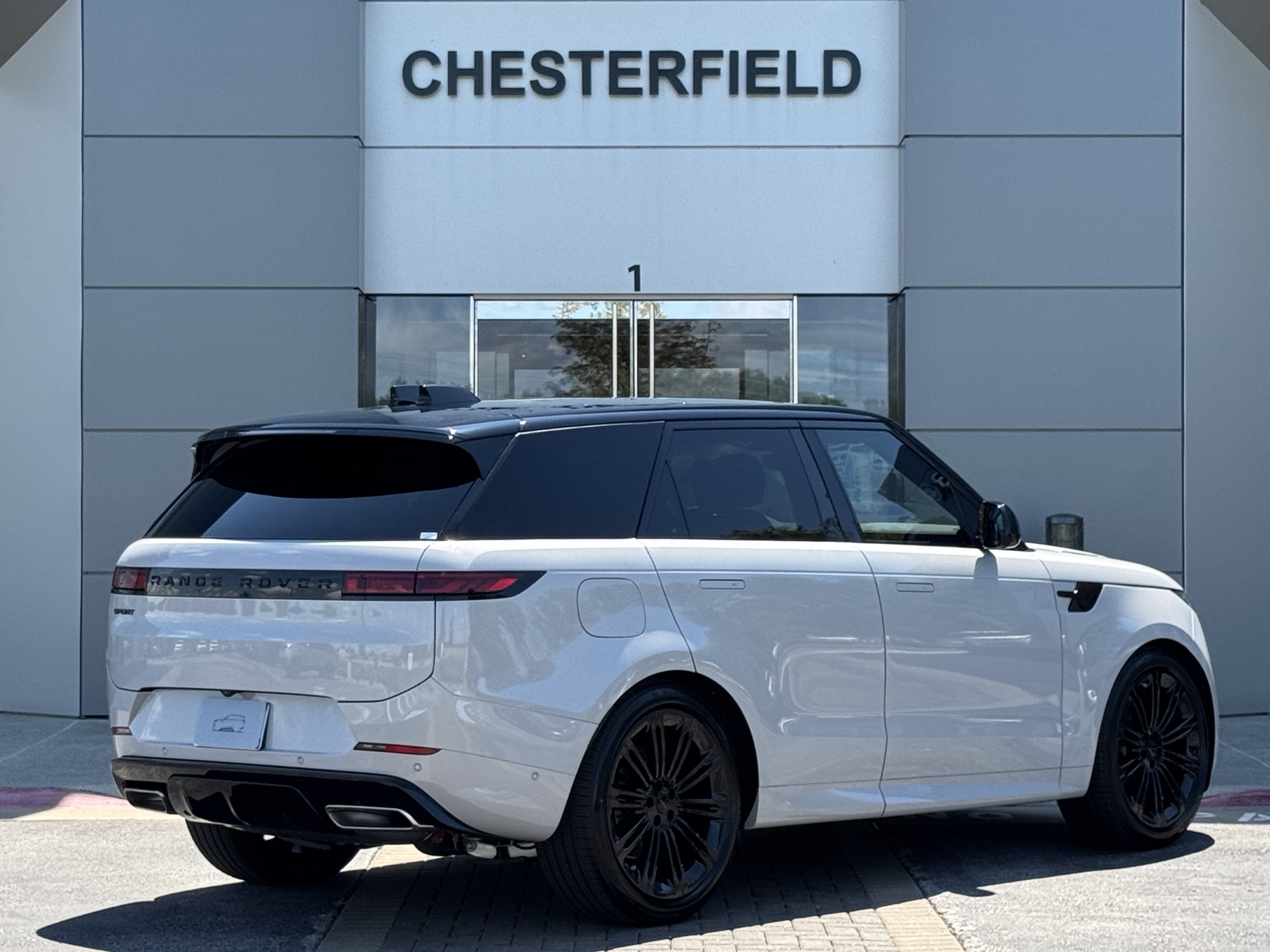 New 2026 Land Rover Range Rover Sport Dynamic SE AWD/4WD image 2