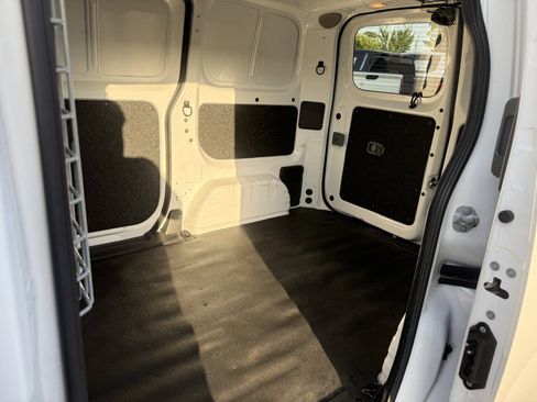 Used 2021 Nissan NV200 SV w/ Back Door Glass Package FWD image 28