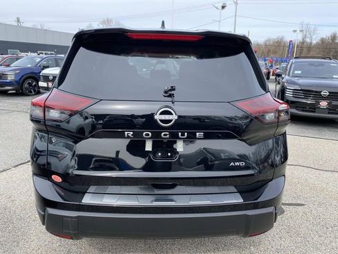 New 2026 Nissan Rogue SV w/ Cold Weather Package AWD/4WD image 4
