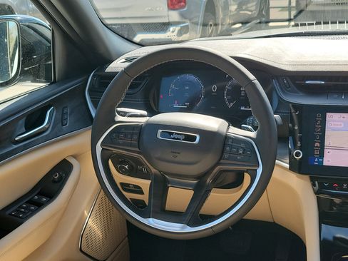 New 2026 Jeep Grand Cherokee L Limited image 8