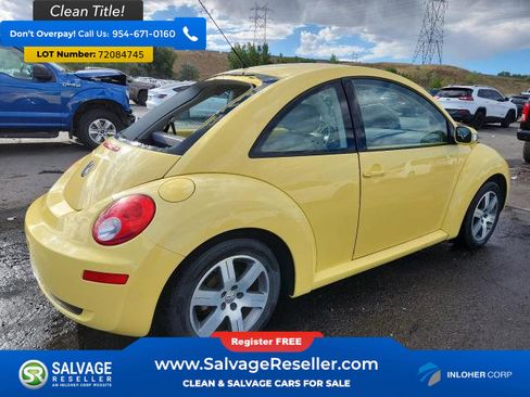 Used 2006 Volkswagen Beetle Coupe w/ Package 1 image 4