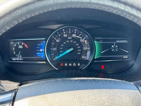 Used 2018 Ford Explorer XLT w/ Equipment Group 202A AWD/4WD image 25