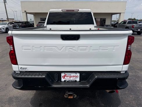 Used 2022 Chevrolet Silverado 2500 Custom w/ Custom Value Package AWD/4WD image 17