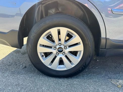 Used 2015 Subaru Outback 2.5i Premium image 11