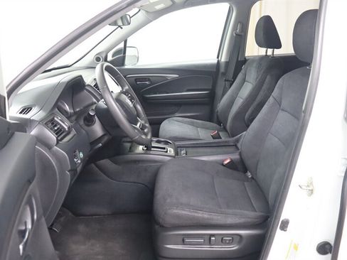 Used 2020 Honda Pilot EX image 18