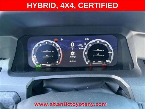 Used 2025 Toyota 4Runner TRD Off-Road AWD/4WD image 25