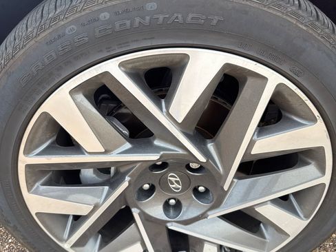 Used 2023 Hyundai Santa Fe Calligraphy FWD image 18