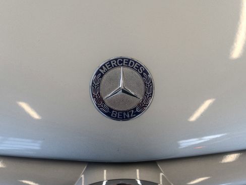 Used 2003 Mercedes-Benz SL 500 image 5