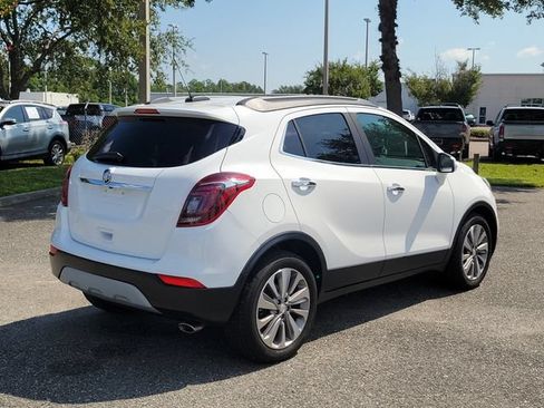 Used 2018 Buick Encore Preferred FWD image 4