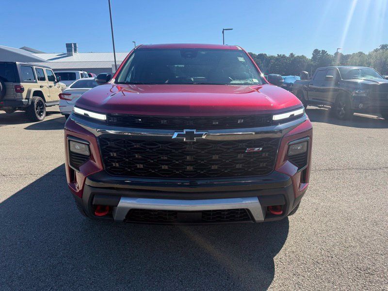 Used 2026 Chevrolet Traverse Z71 w/ LPO, Floor Liner Package AWD/4WD image 13