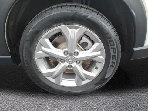 Certified 2024 Honda HR-V LX image 9
