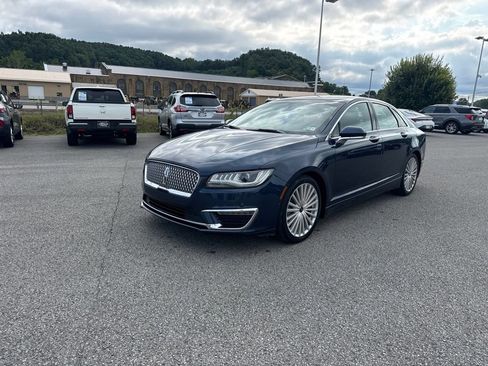 Used 2017 Lincoln MKZ Reserve w/ Technology Package FWD image 8
