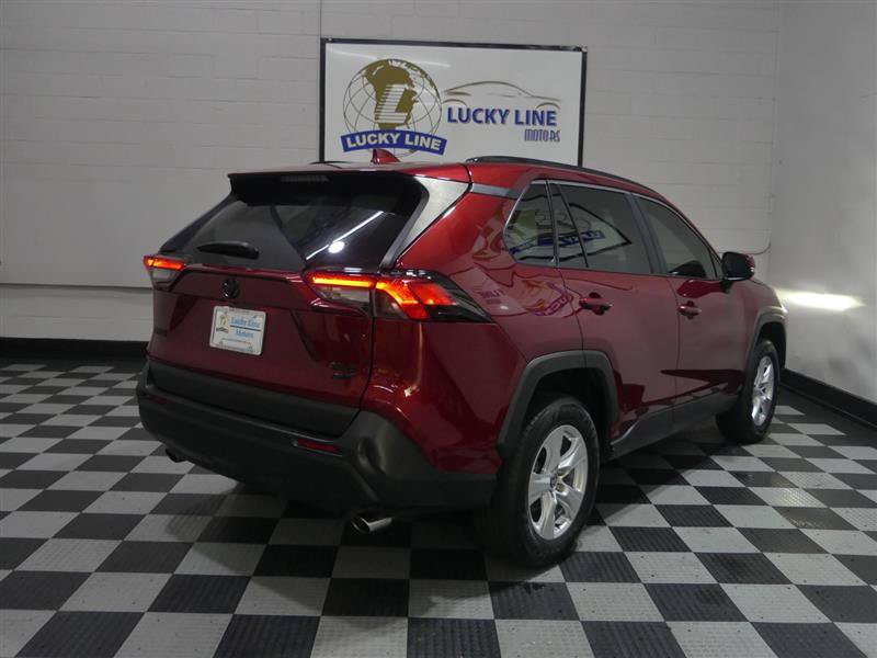 Used 2021 Toyota RAV4 XLE AWD/4WD image 10