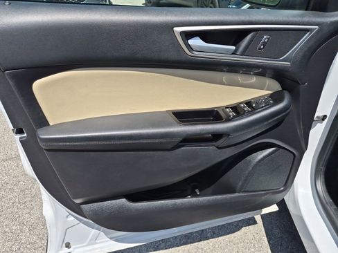 Used 2020 Ford Edge SEL AWD/4WD image 12