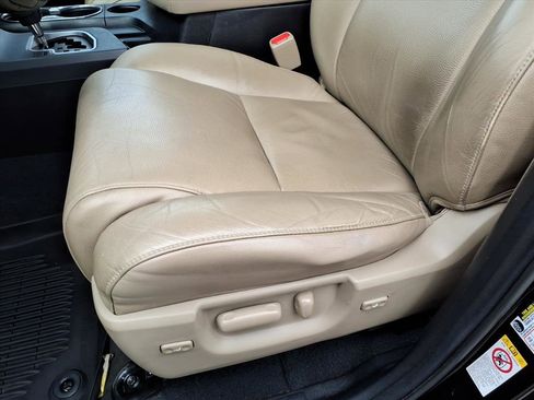 Used 2020 Toyota Sequoia Limited w/ Safety & Convenience Package image 18