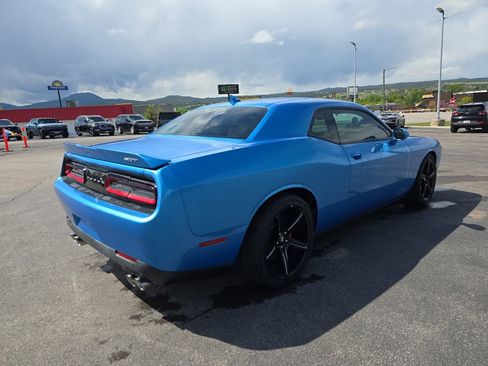 Used 2015 Dodge Challenger SRT w/ Technology Group RWD image 3