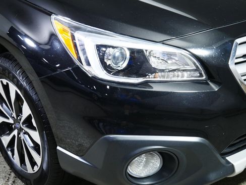 Used 2015 Subaru Outback 2.5i Limited AWD/4WD image 16
