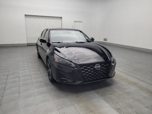 Used 2024 Nissan Altima 2.5 SR image 13