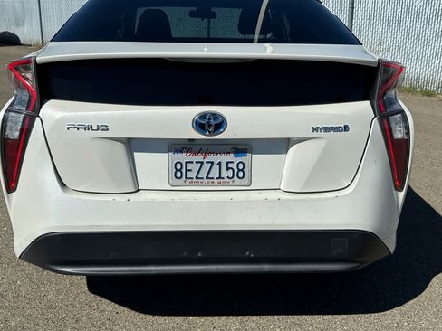 Used 2018 Toyota Prius One FWD image 22