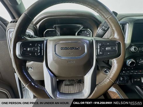 Used 2020 GMC Sierra 2500 Denali w/ Denali Ultimate Package AWD/4WD image 11