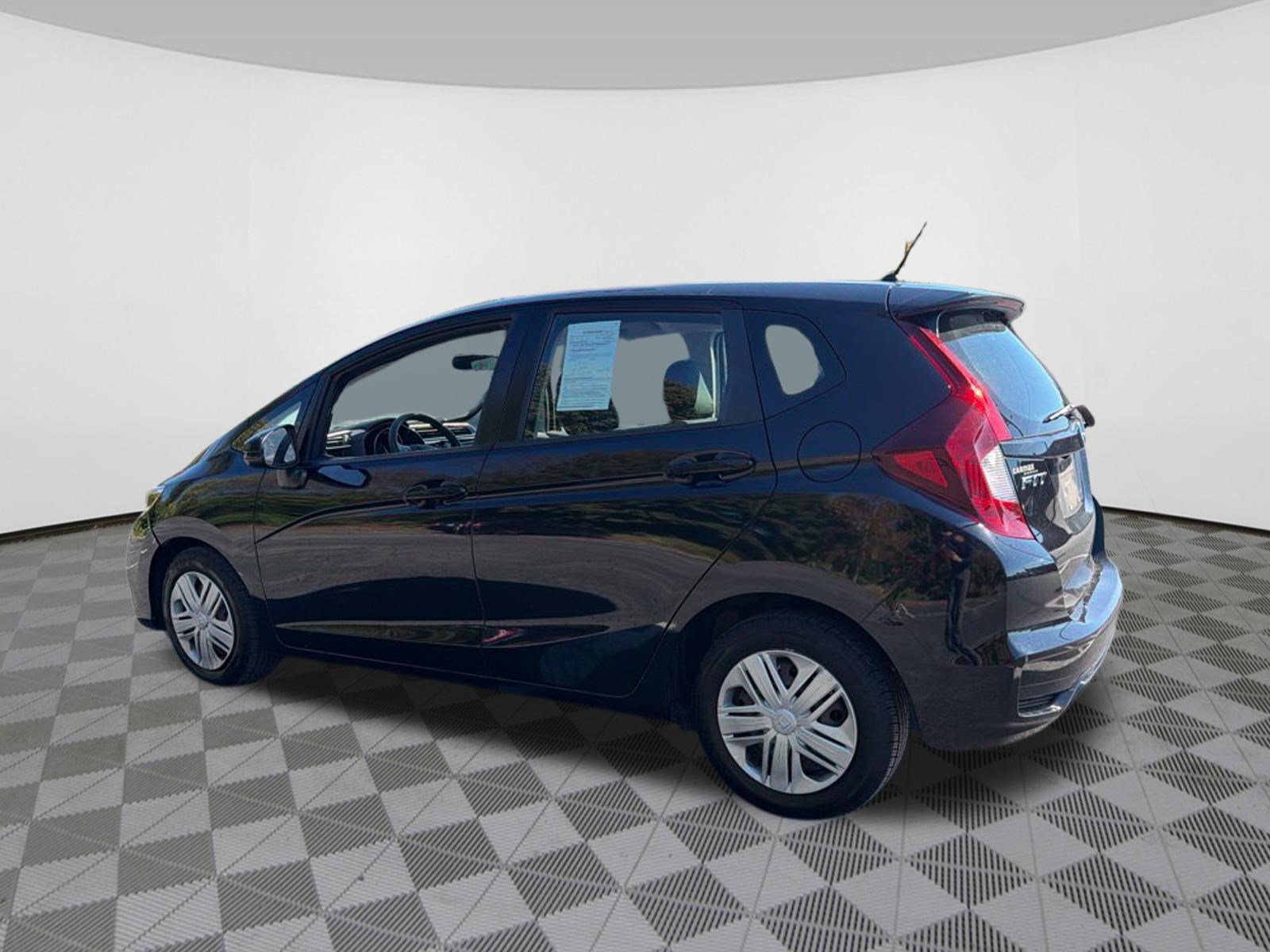 Used 2019 Honda Fit LX image 5
