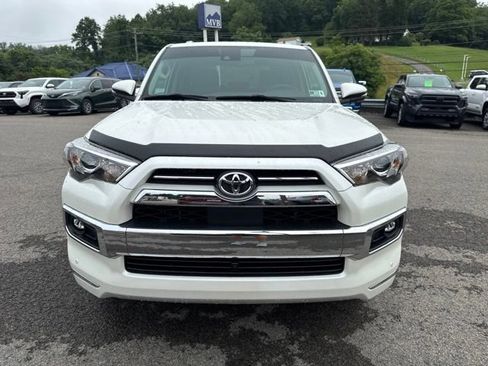 Used 2022 Toyota 4Runner Limited AWD/4WD image 2