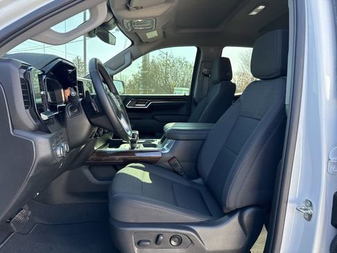 Used 2023 GMC Sierra 1500 Elevation image 19