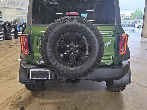Used 2022 Ford Bronco Outer Banks w/ Sasquatch Package AWD/4WD image 6