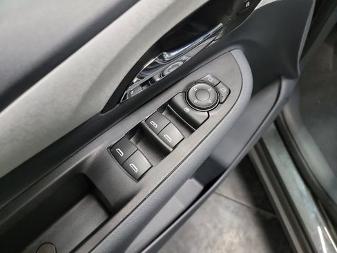 Used 2020 Chevrolet Bolt LT image 14