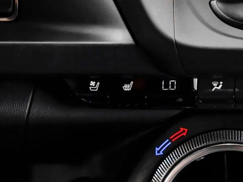 Used 2017 Chevrolet Camaro SS RWD image 35