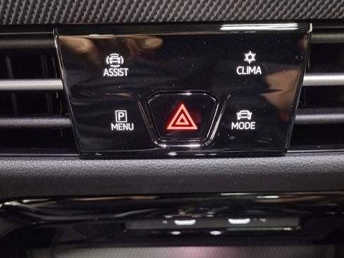 New 2025 Volkswagen GTI Autobahn image 30