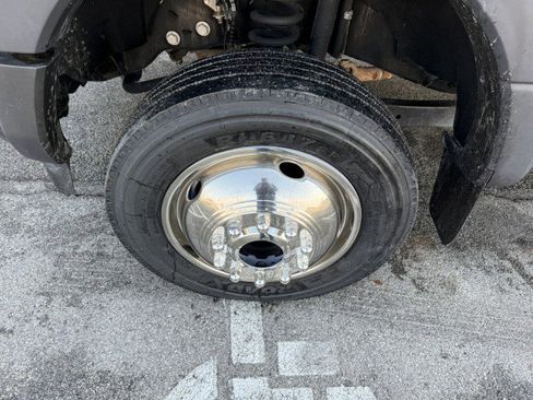 Used 2019 Ford F550 XL image 17