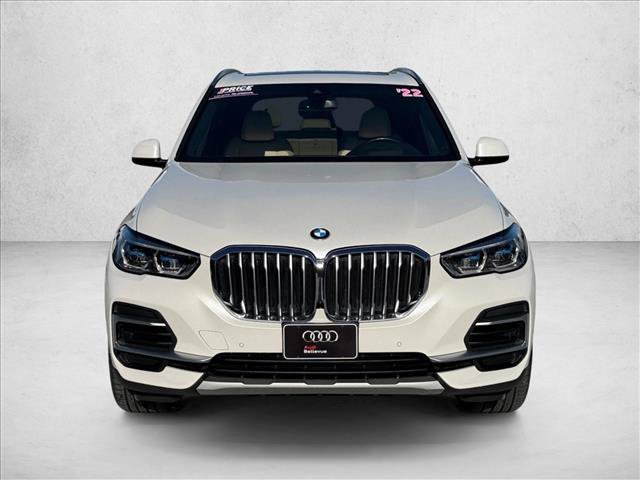 Used 2022 BMW X5 xDrive40i w/ Executive Package AWD/4WD image 2