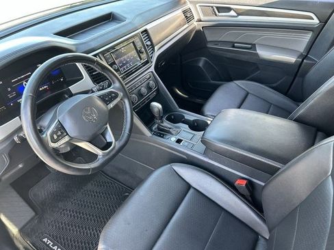 Used 2022 Volkswagen Atlas SE FWD image 16