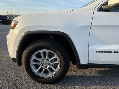 Used 2020 Jeep Grand Cherokee Laredo image 23