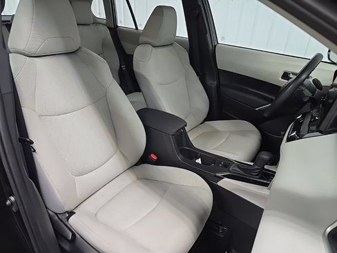 Used 2024 Toyota Corolla Cross L AWD/4WD image 14