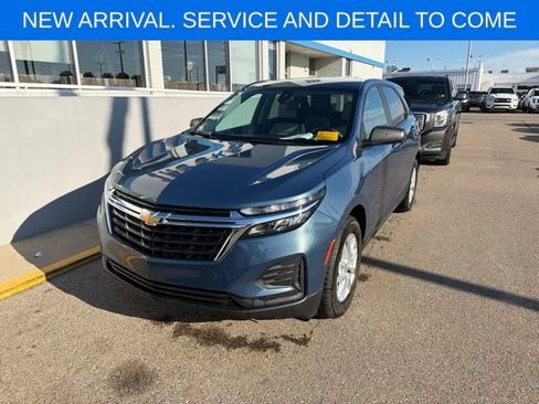 Used 2024 Chevrolet Equinox LS w/ LS Convenience Package FWD image 13