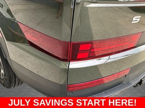 Used 2025 Hyundai Santa Fe SEL FWD image 27