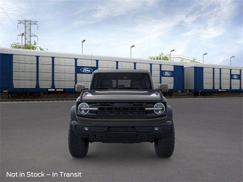 New 2025 Ford Bronco Outer Banks w/ Sasquatch Package AWD/4WD image 6